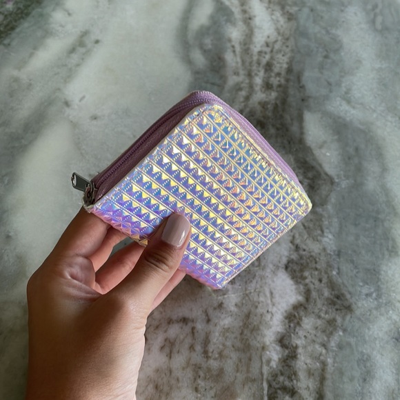 Shiny purple/pink wallet - Picture 3 of 4
